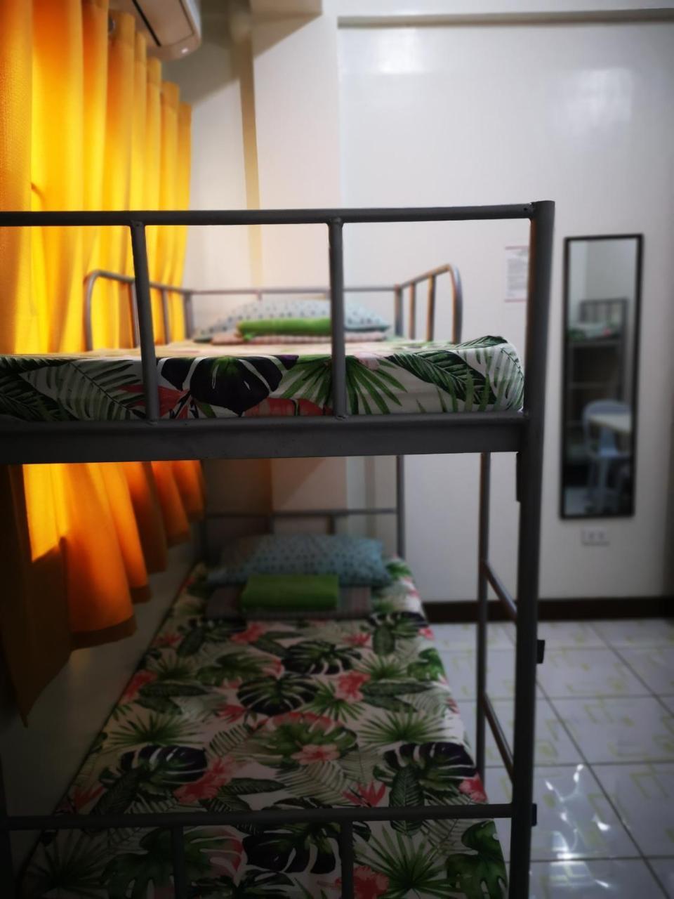 Jdl Residences Hostel Legazpi Exteriér fotografie